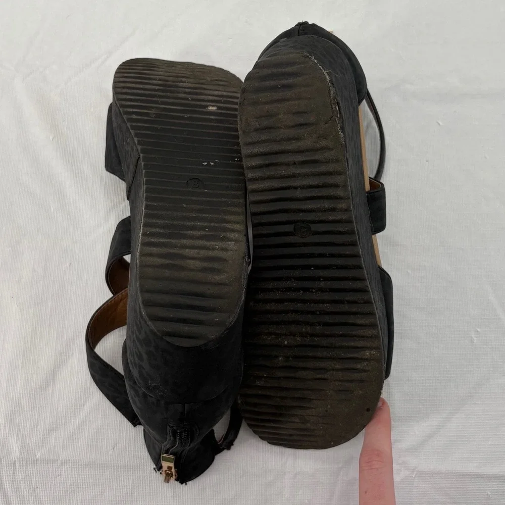 Boutique by Corkys Womens Black Leopard Print Platform Wedge Sandals Size 8
